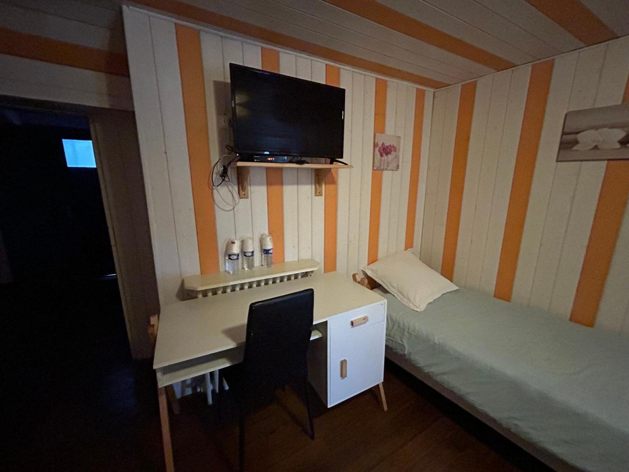 Chambres D'Hotes La Cheminee Tardets-Sorholus エクステリア 写真