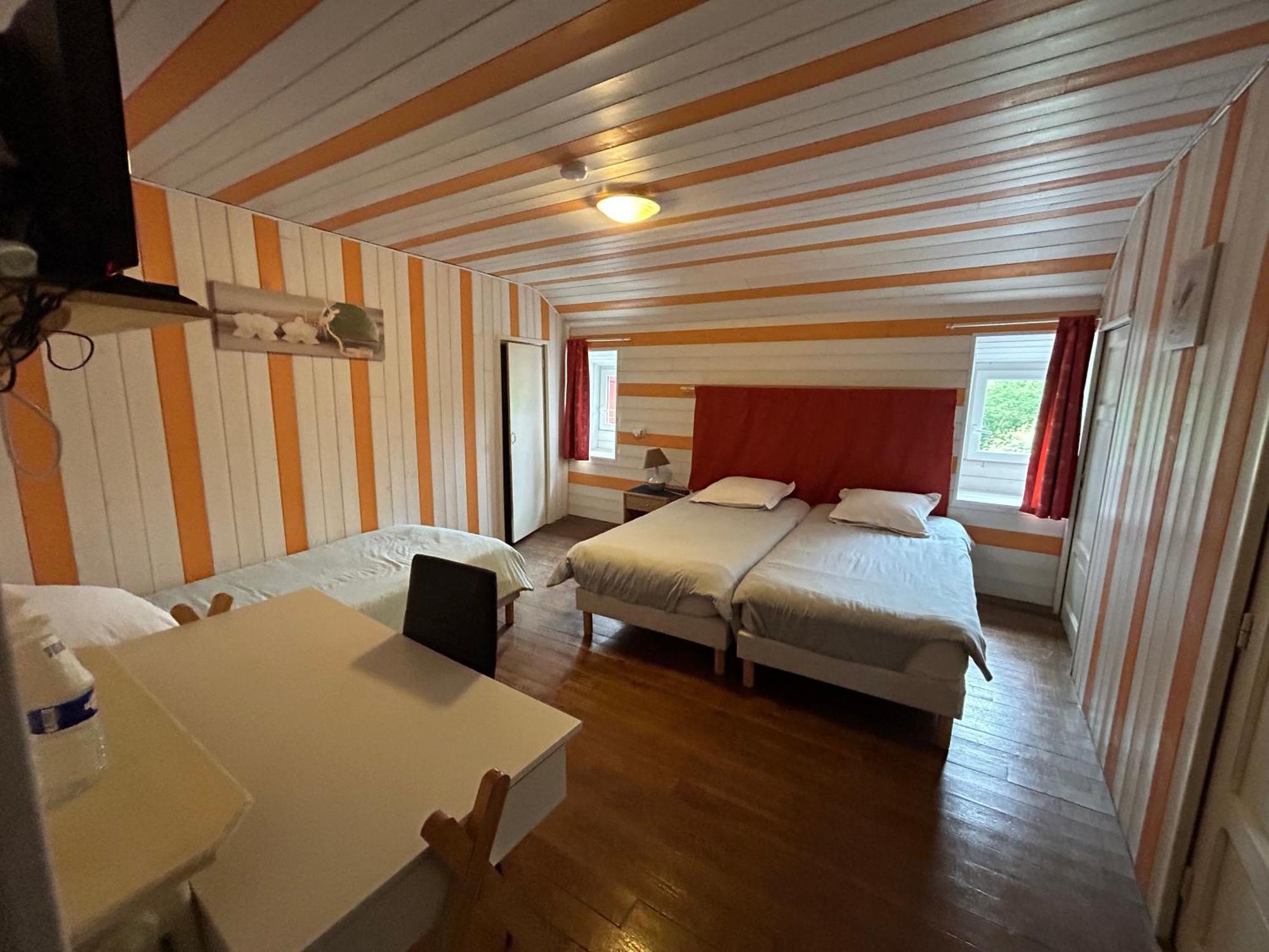 Chambres D'Hotes La Cheminee Tardets-Sorholus エクステリア 写真
